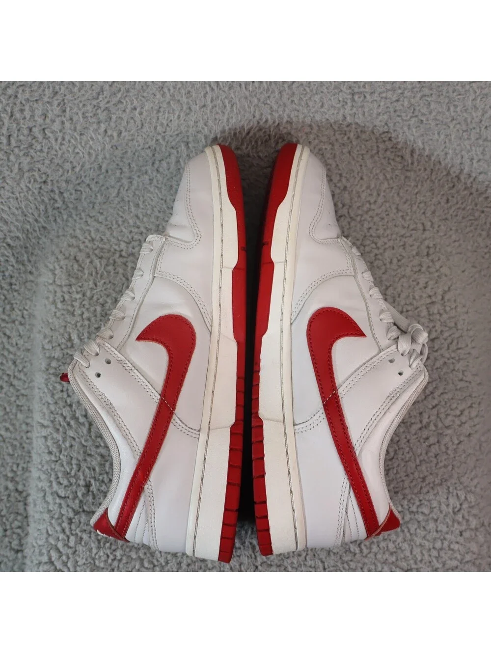 Nike Dunk Low Men sz 9.5 Vast Grey Varsity Red FJ0832-011